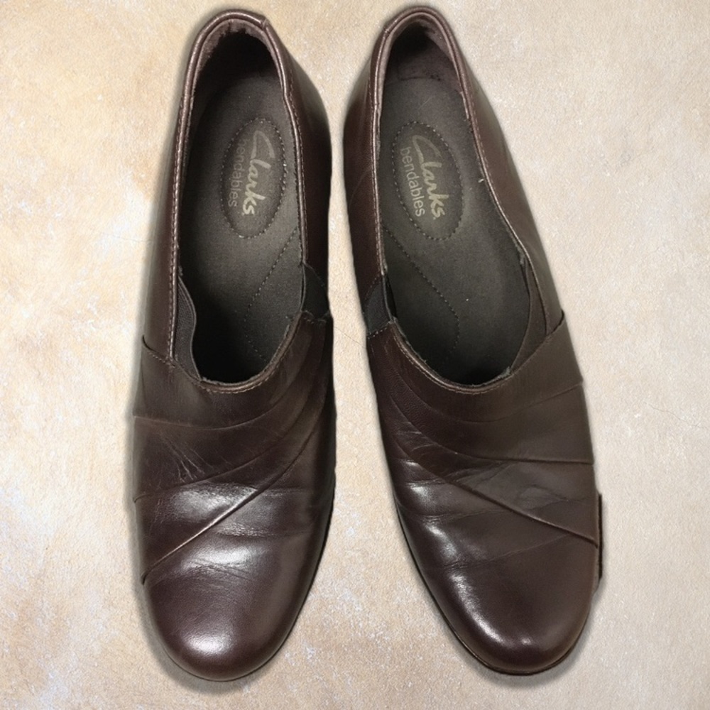 Clarks brown leather heels